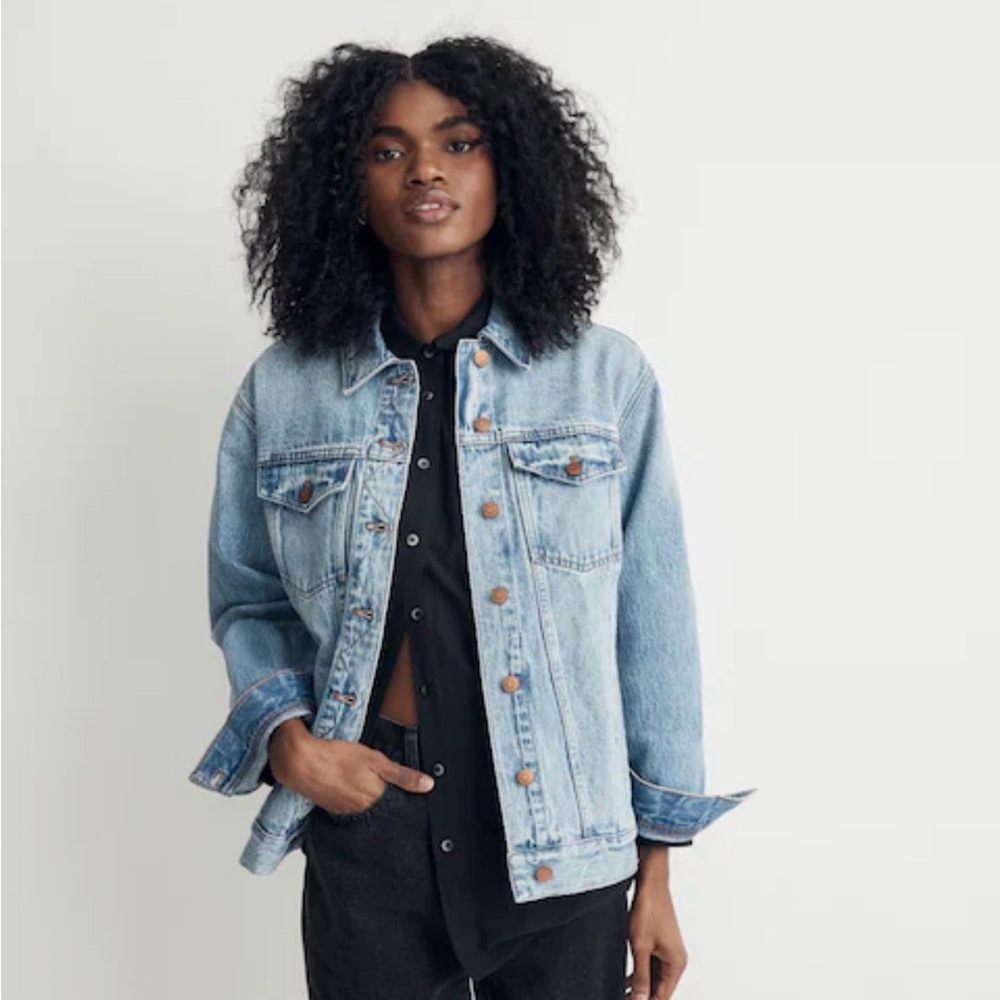 Madewell The Oversized Trucker Jean Jacket in Kelson Wash